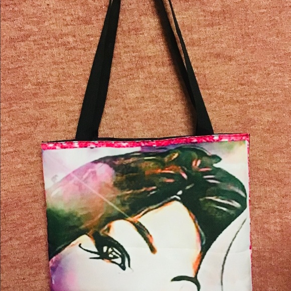 Mine’s Diamond Lightweight Handbag For Notebook Tablet and More No Zipper - Picture 3 of 7